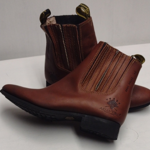 Agavero by Arco Humming Other - Agavero by Arco Humming Brown Men's Boots  Leather Finish Size 10